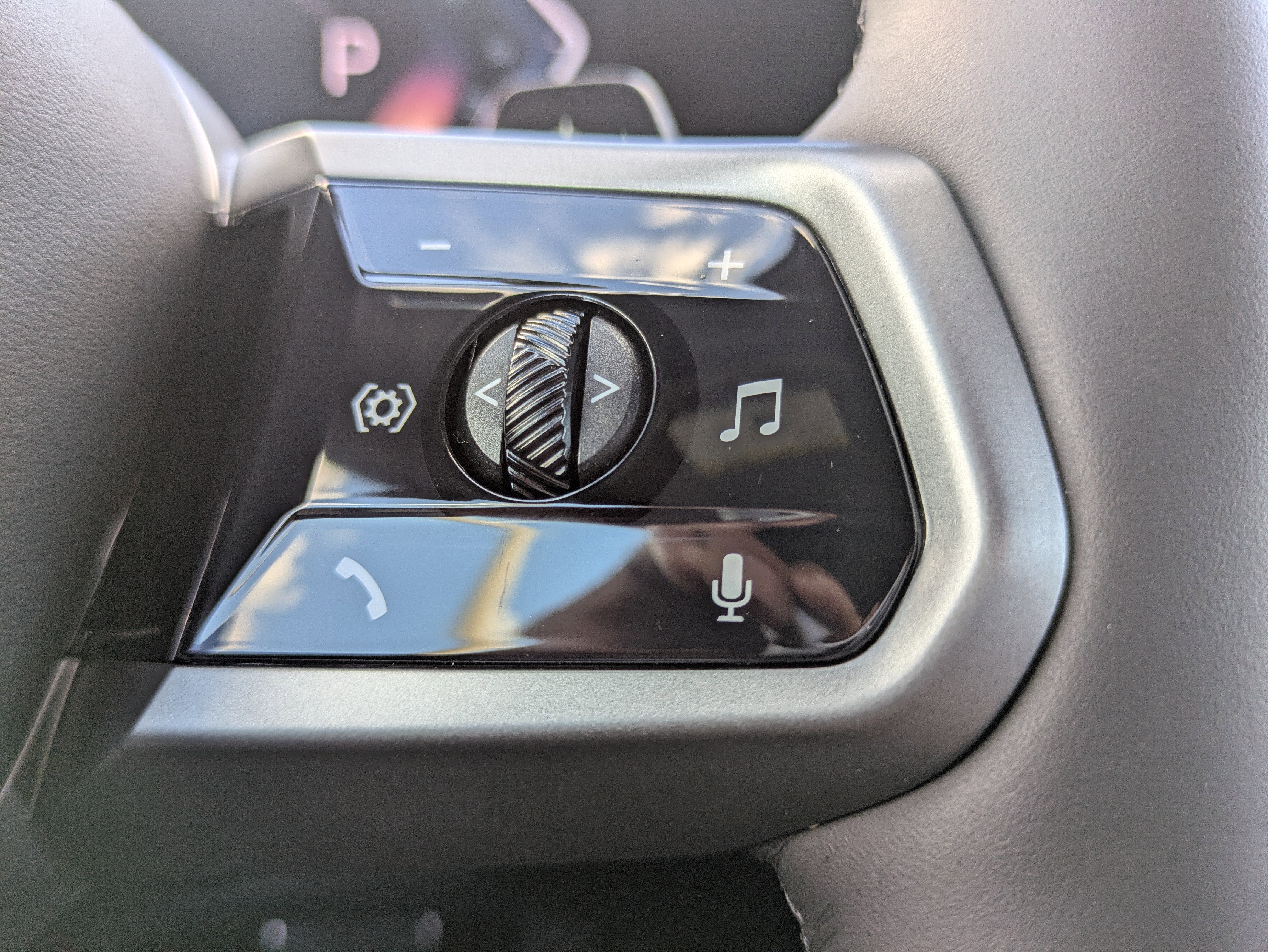 Used 2026 BMW 530i w/ M Sport Package image 29