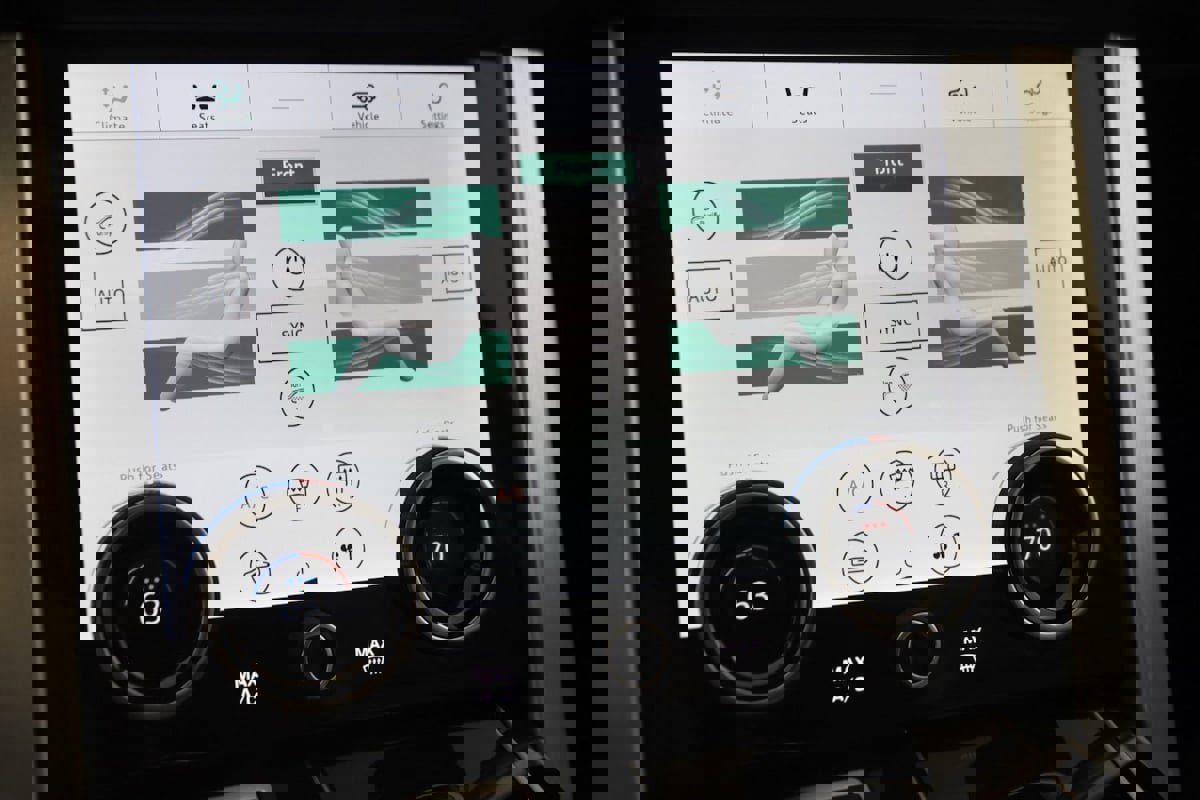 Used 2021 Land Rover Range Rover Westminster Edition image 32