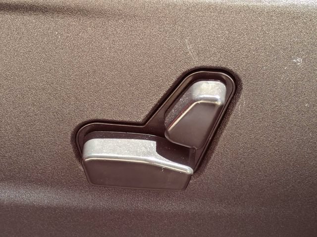 Used 2023 Dodge Charger R/T w/ Cold Weather Package RWD image 21