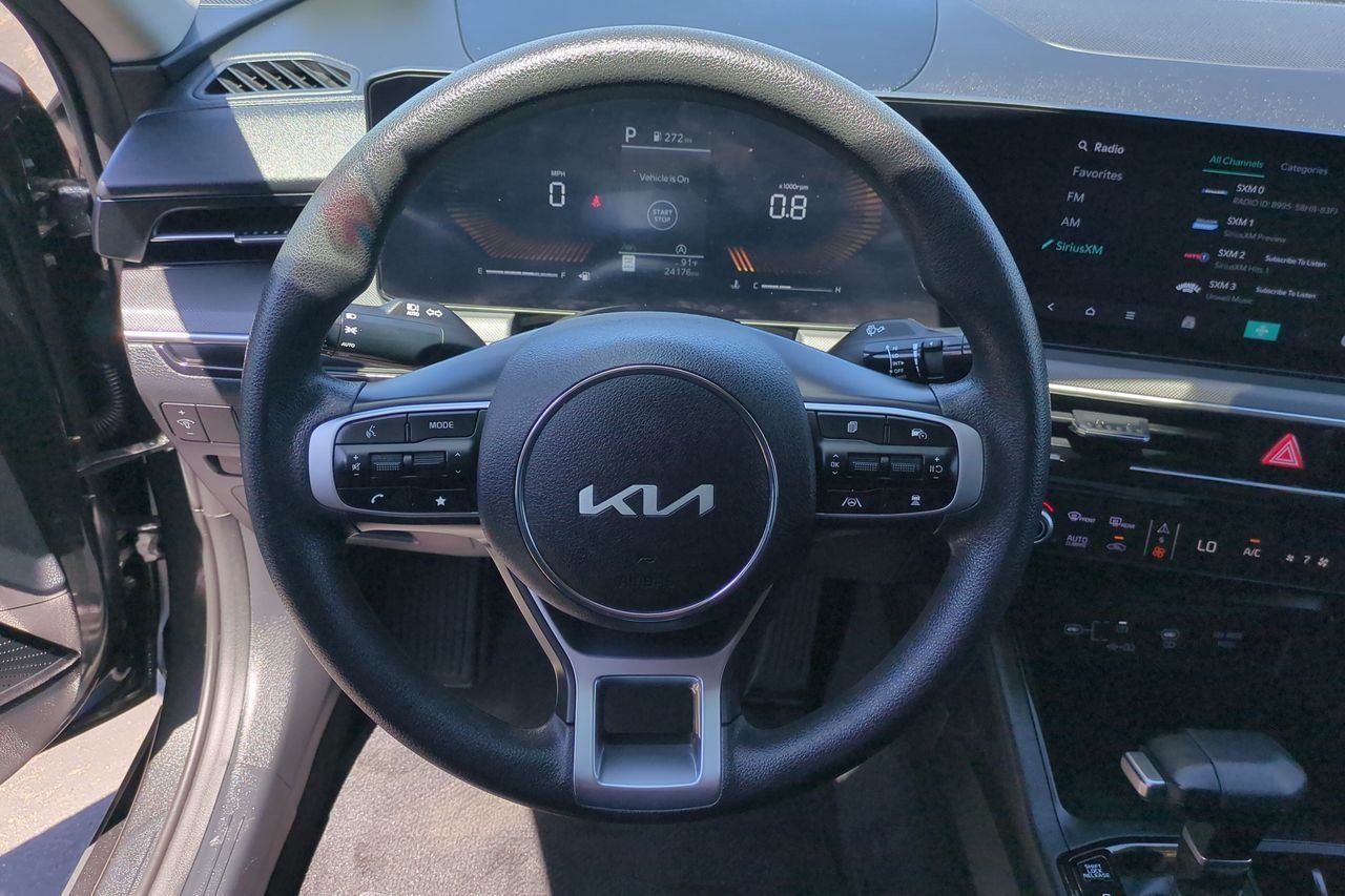 Certified 2025 Kia K5 LXS FWD image 11