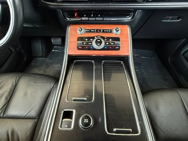 Used 2022 Lincoln Aviator Reserve w/ Equipment Group 201A RWD image 26