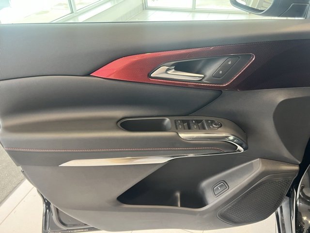 Used 2025 Chevrolet Traverse Z71 image 10