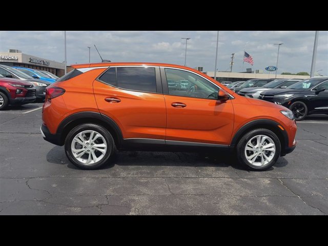 Certified 2023 Buick Encore GX Preferred w/ Cold Weather Comfort Package FWD image 9
