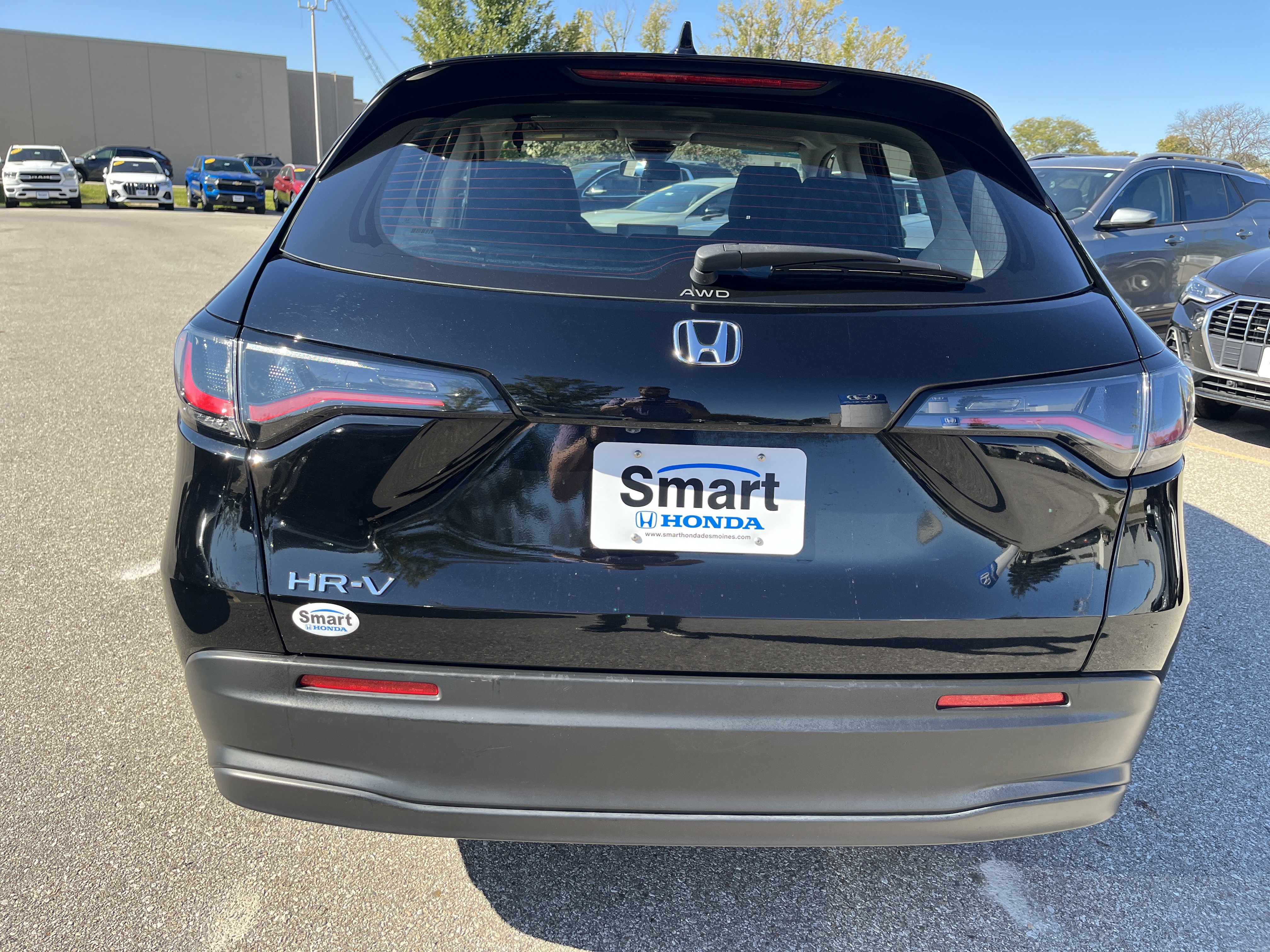 Certified 2025 Honda HR-V LX image 10