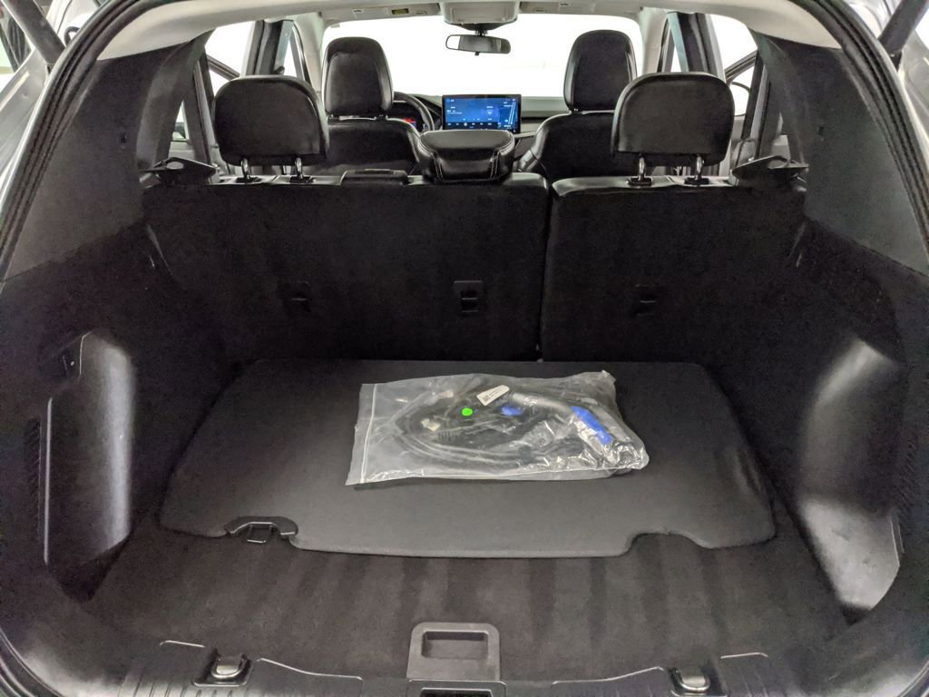 Certified 2023 Ford Escape SE image 18