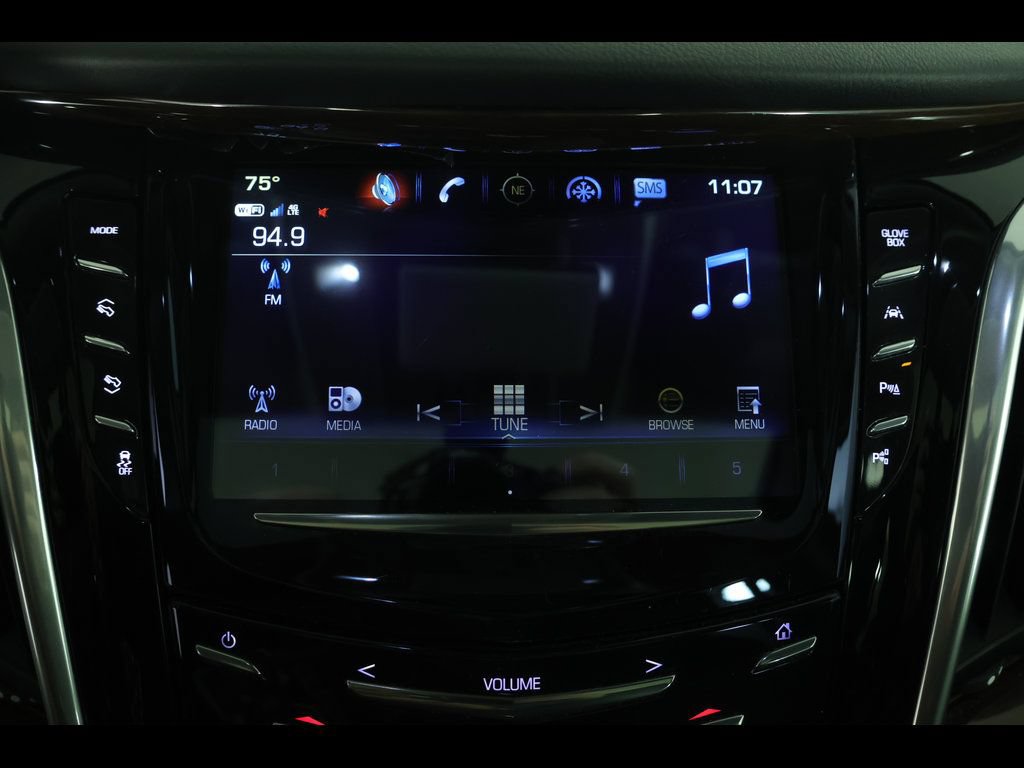 Certified 2020 Cadillac Escalade Luxury AWD/4WD image 32