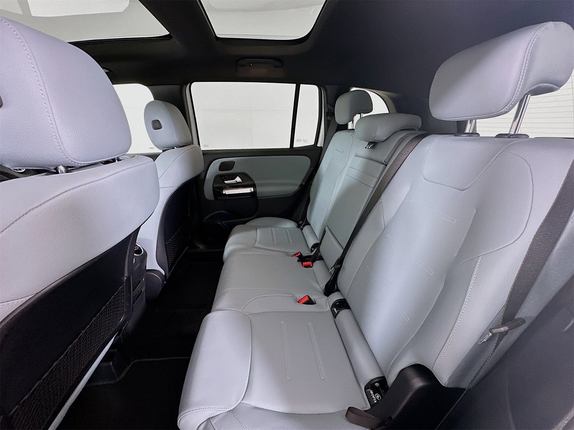 New 2026 Mercedes-Benz GLB 250 image 26