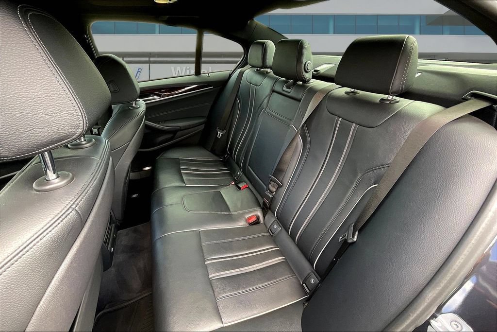 Used 2019 BMW 540i xDrive w/ Convenience Package AWD/4WD image 22