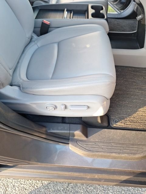 Used 2023 Honda Odyssey EX-L image 25