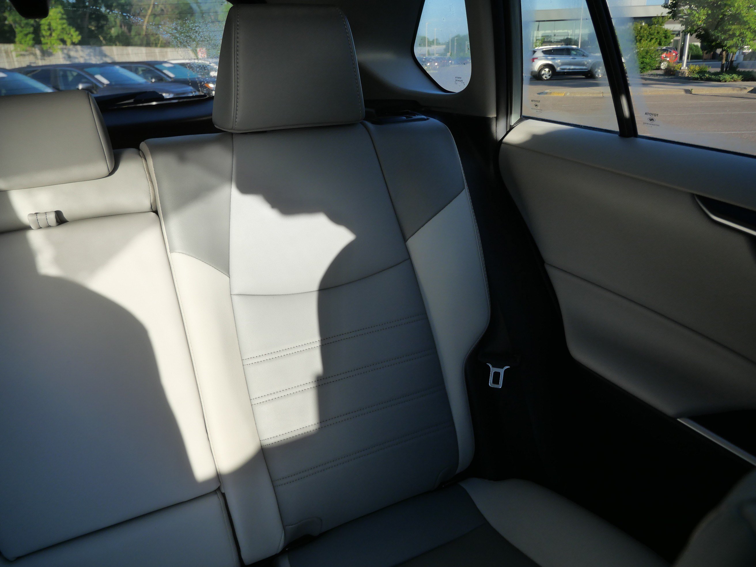Certified 2021 Toyota RAV4 XLE Premium AWD/4WD image 15