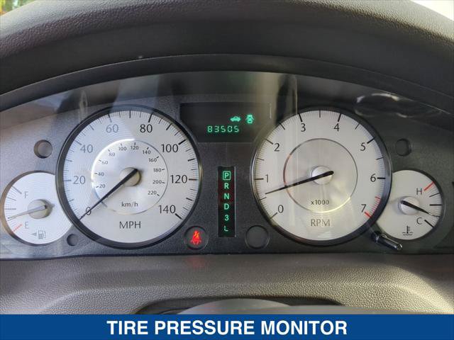 Used 2010 Chrysler 300 Touring RWD image 14