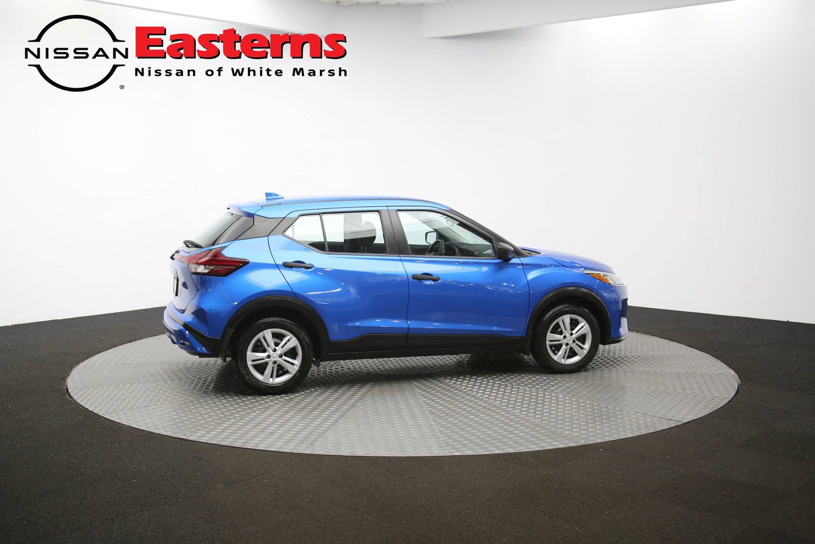 Used 2024 Nissan Kicks S image 76