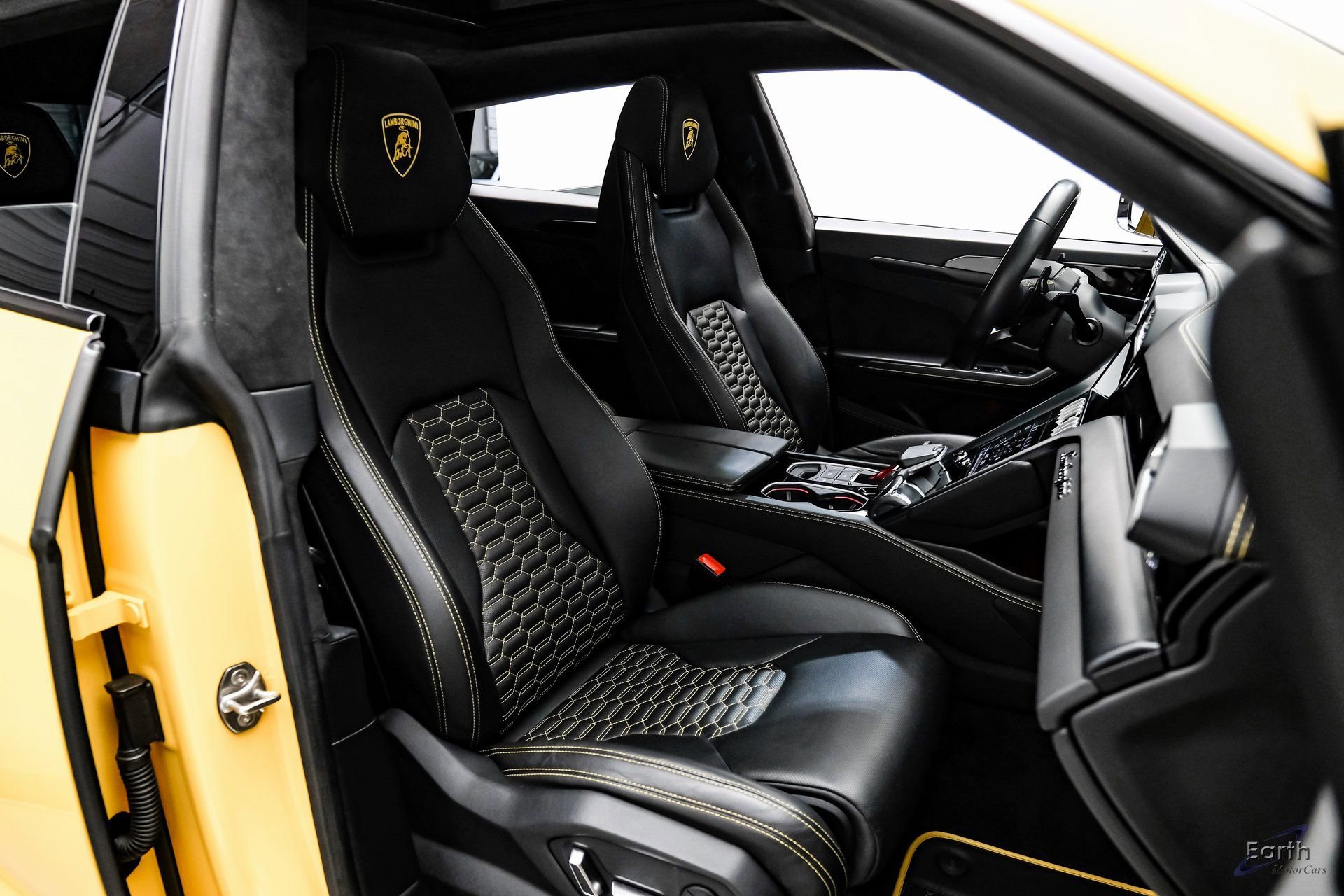 Used 2021 Lamborghini Urus image 57