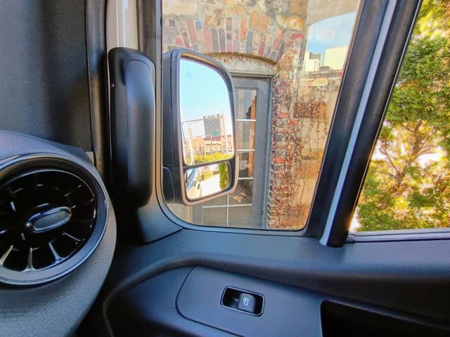 Used 2025 Mercedes-Benz Sprinter 2500 image 62