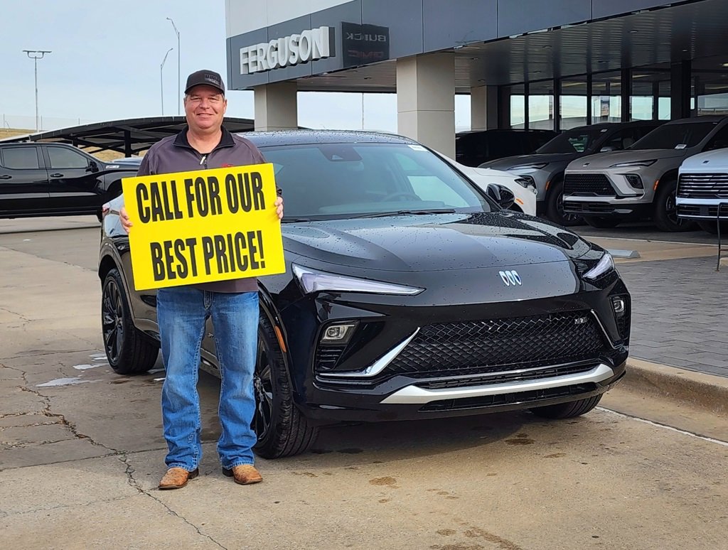 New 2026 Buick Envista Sport Touring image 1