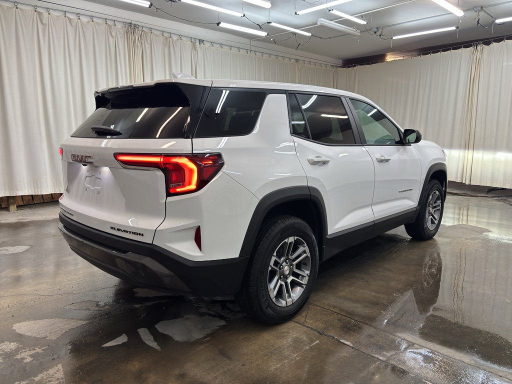 Used 2025 GMC Terrain Elevation image 6
