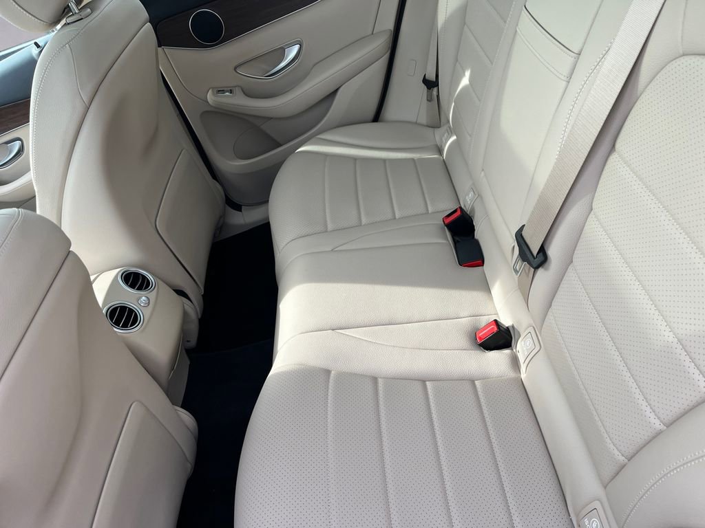 Certified 2022 Mercedes-Benz GLC 300 4MATIC w/ Driver Assistance Package image 12