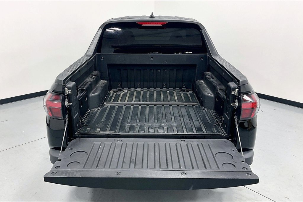 Used 2022 Hyundai Santa Cruz SEL w/ Cargo Package FWD image 32