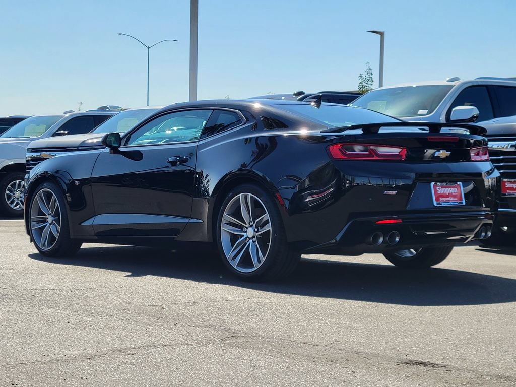 Used 2016 Chevrolet Camaro SS RWD image 2