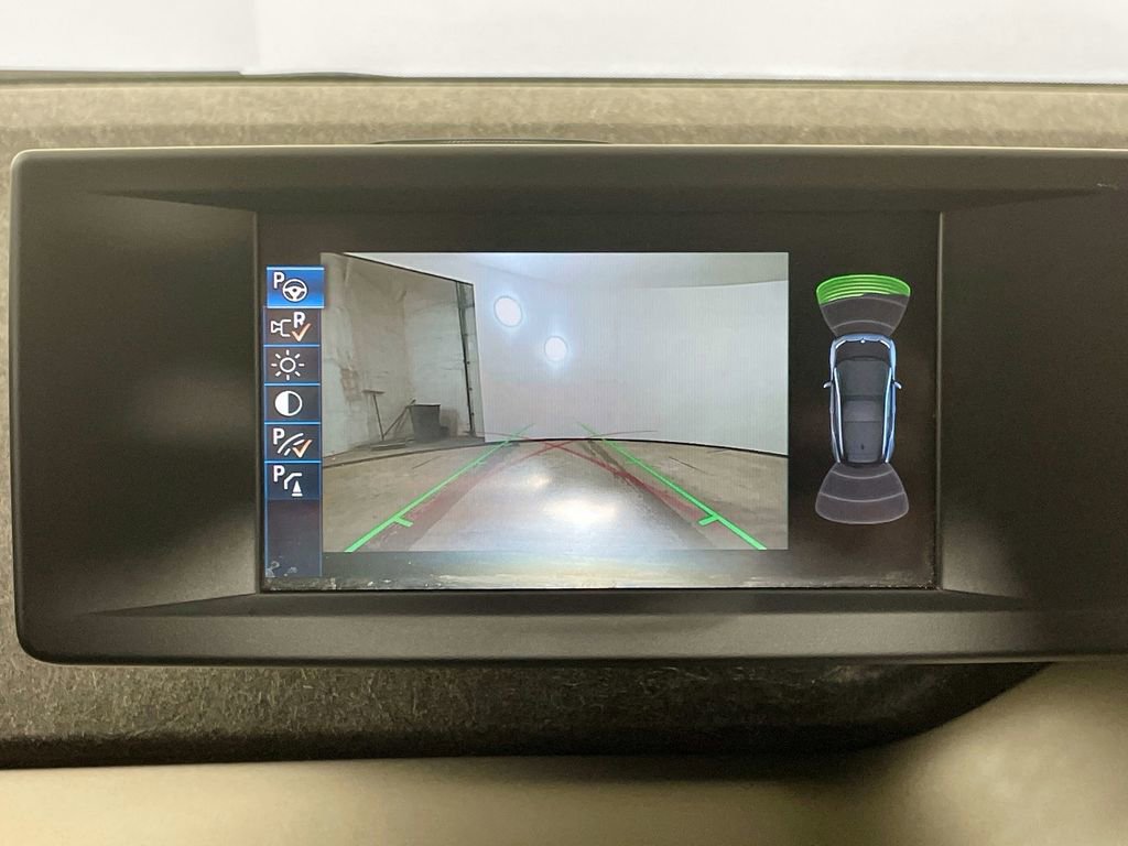 Used 2017 BMW i3 w/ Range Extender image 18