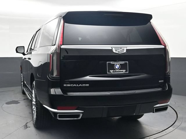 Used 2023 Cadillac Escalade ESV Premium Luxury w/ LPO, Radiant Package AWD/4WD image 6