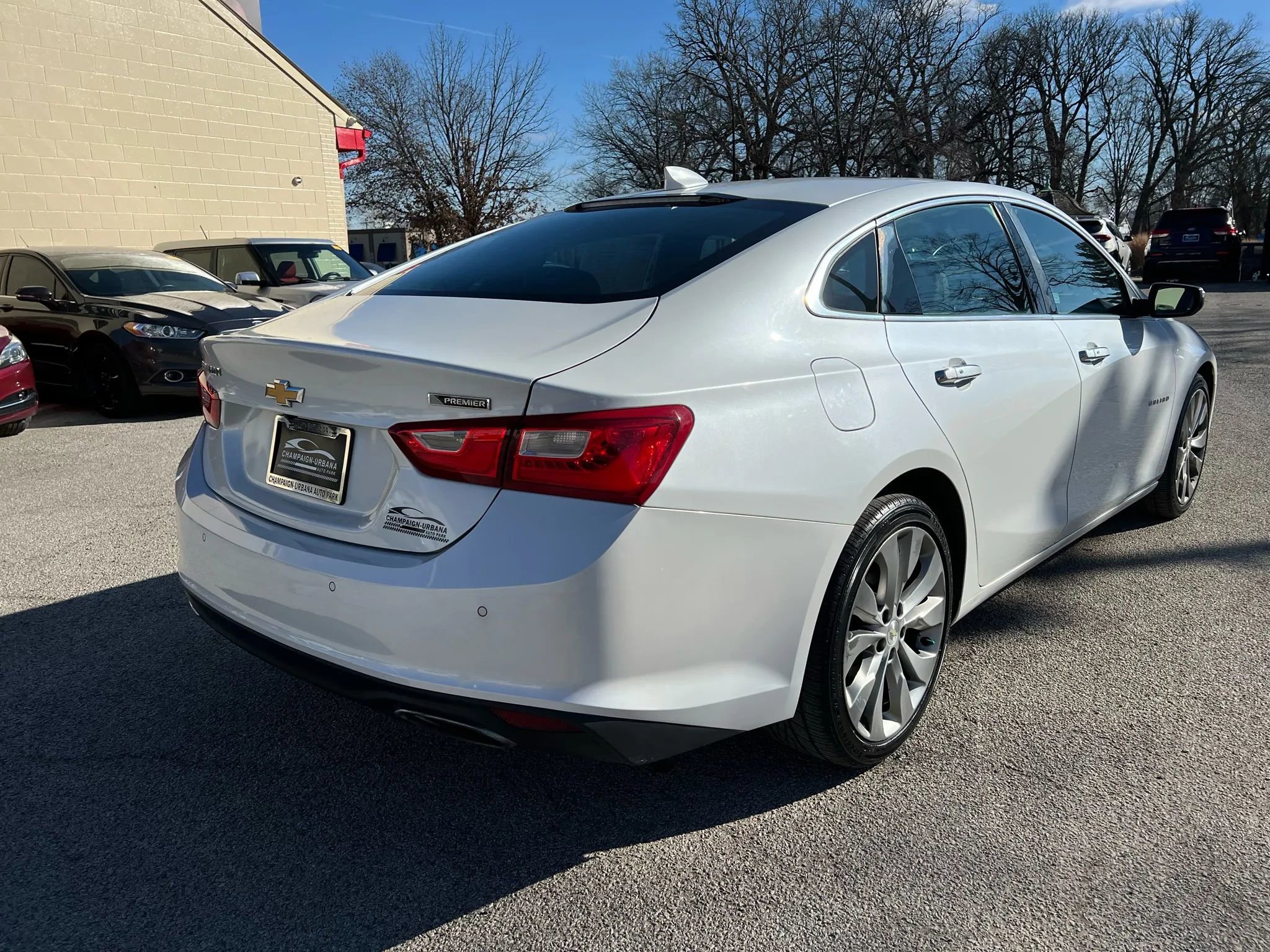 Used 2016 Chevrolet Malibu Premier w/ Driver Confidence Package image 7