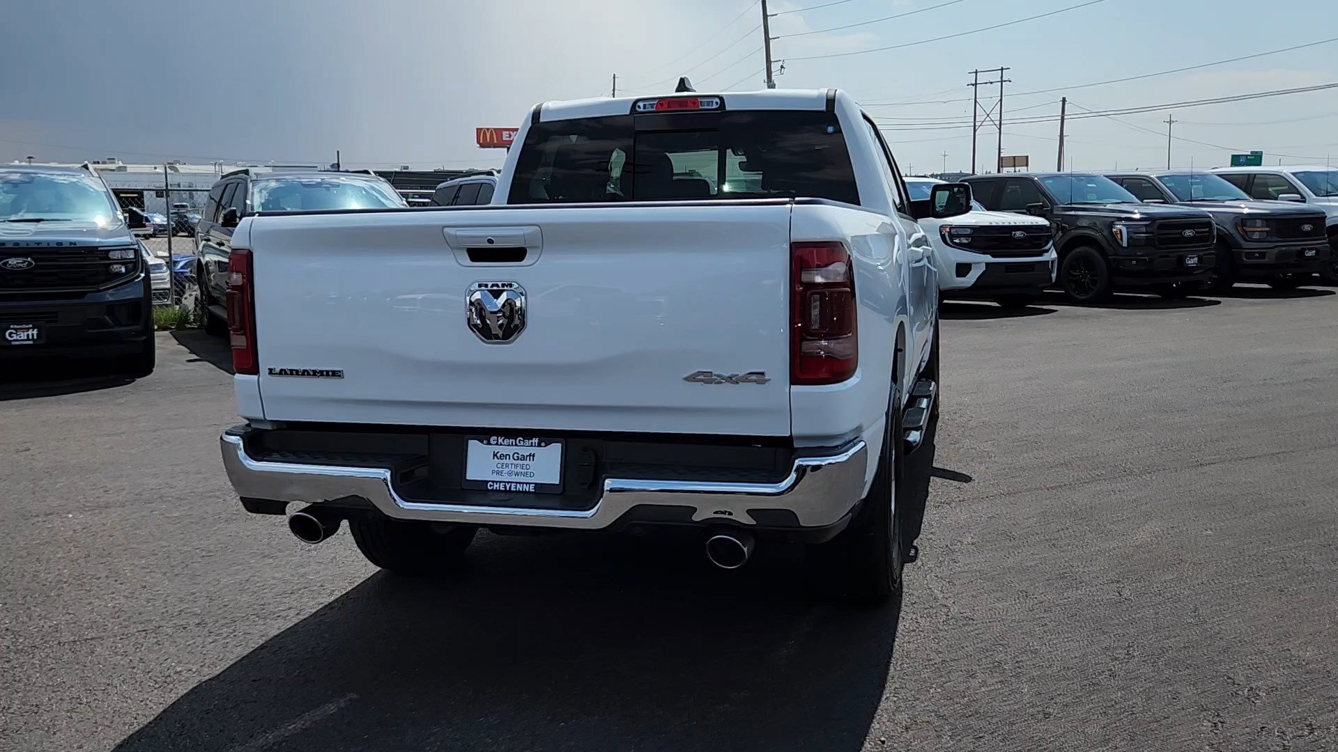 Used 2024 RAM 1500 Laramie AWD/4WD image 3