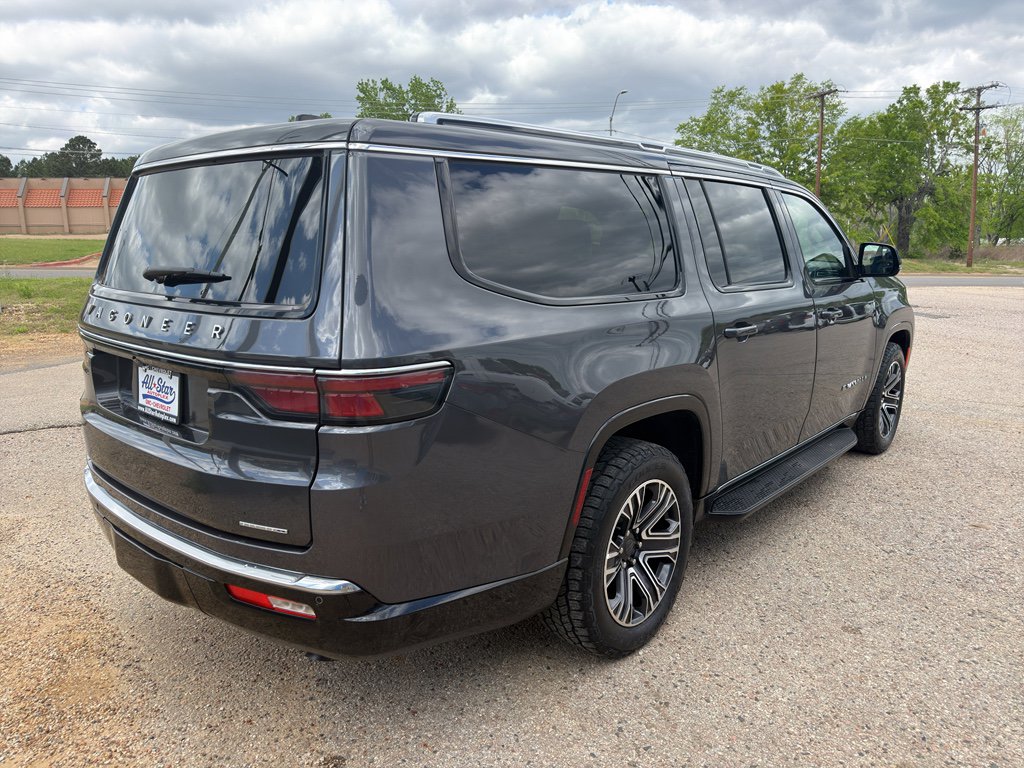 Used 2024 Jeep Wagoneer L Series II image 20