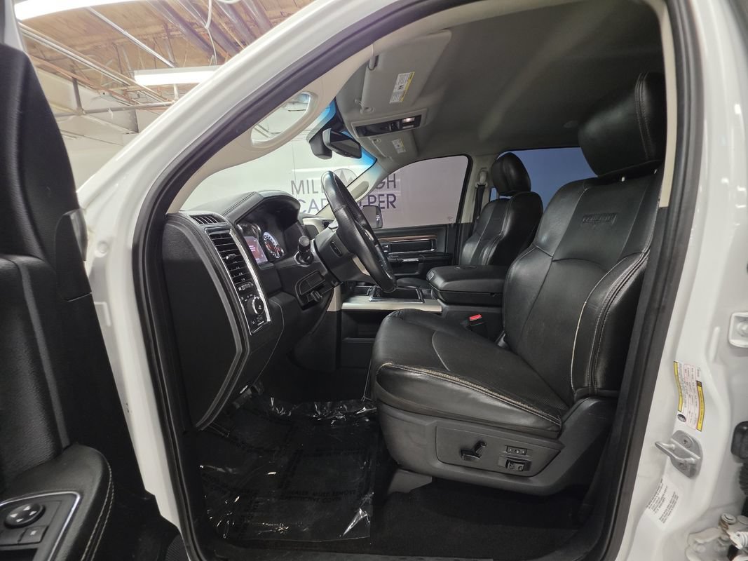 Used 2014 RAM 3500 Laramie AWD/4WD image 7