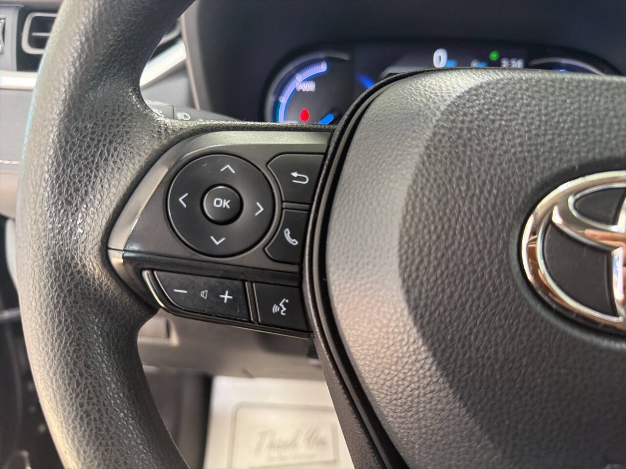 Used 2023 Toyota RAV4 LE AWD/4WD image 15
