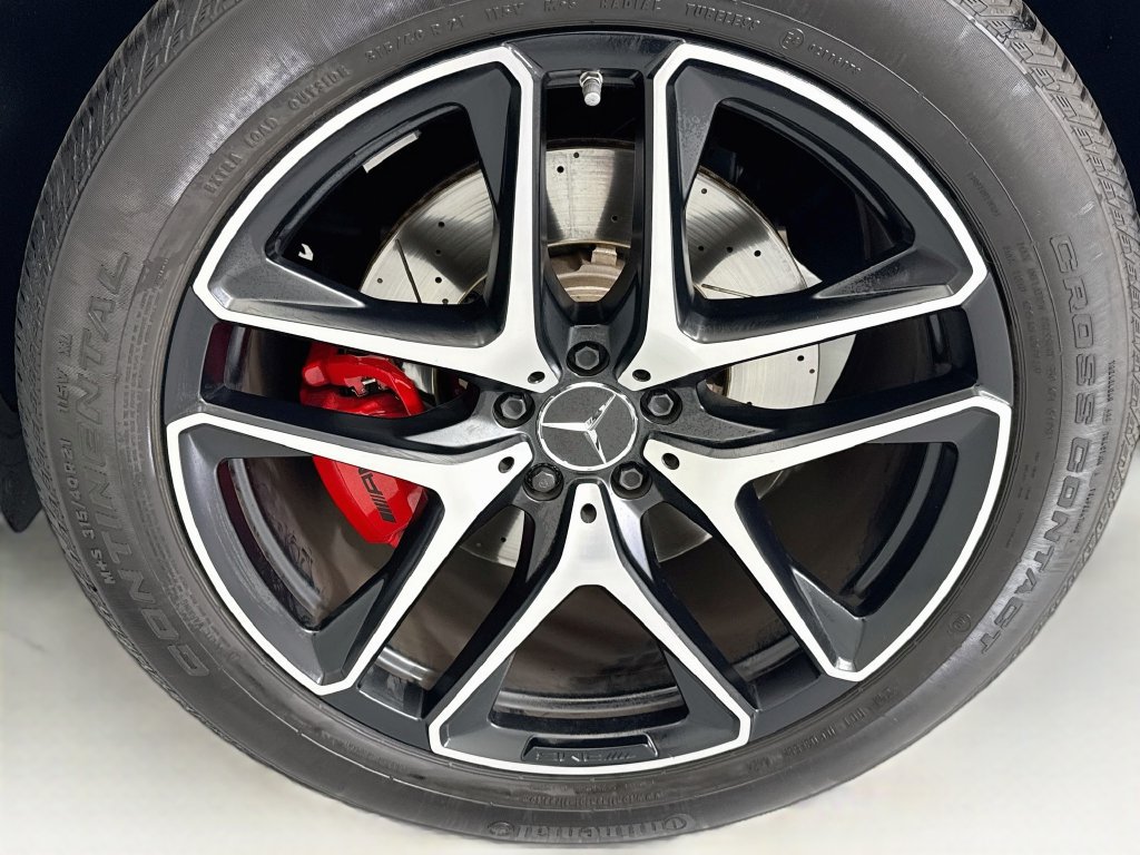 Used 2025 Mercedes-Benz GLE 63 AMG S image 30
