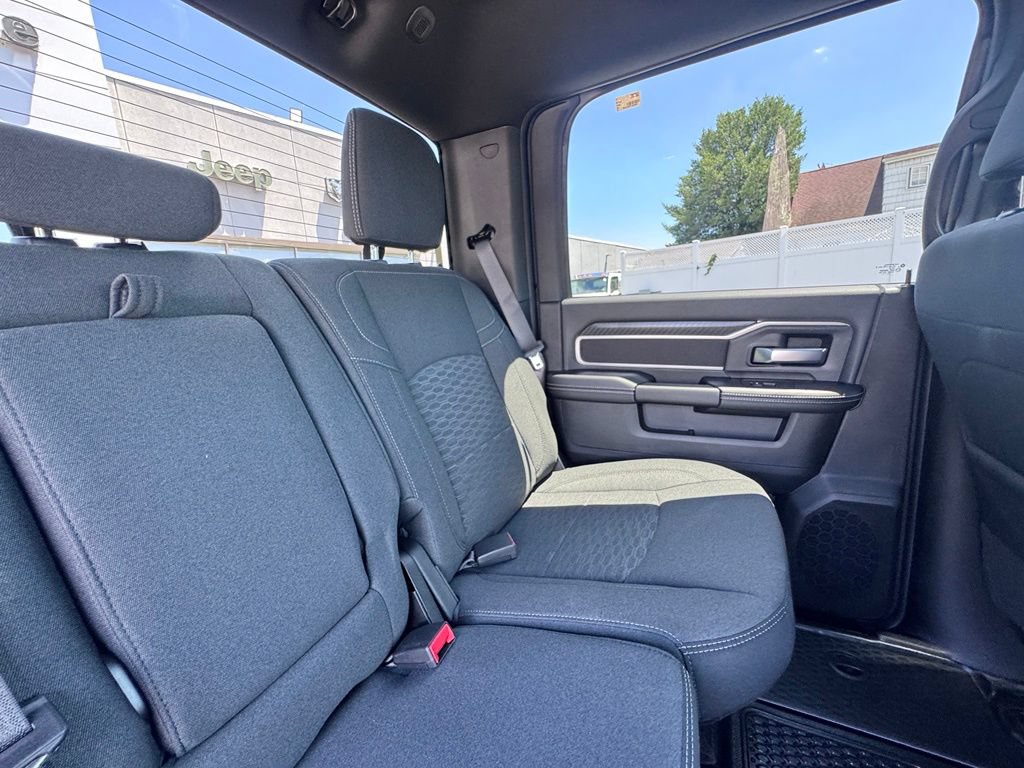 New 2026 RAM 2500 Big Horn AWD/4WD image 21