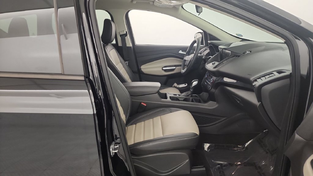 Used 2019 Ford Escape SEL FWD image 25