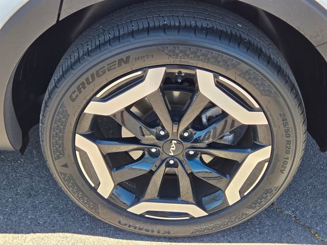 Used 2024 Kia Telluride S FWD image 11