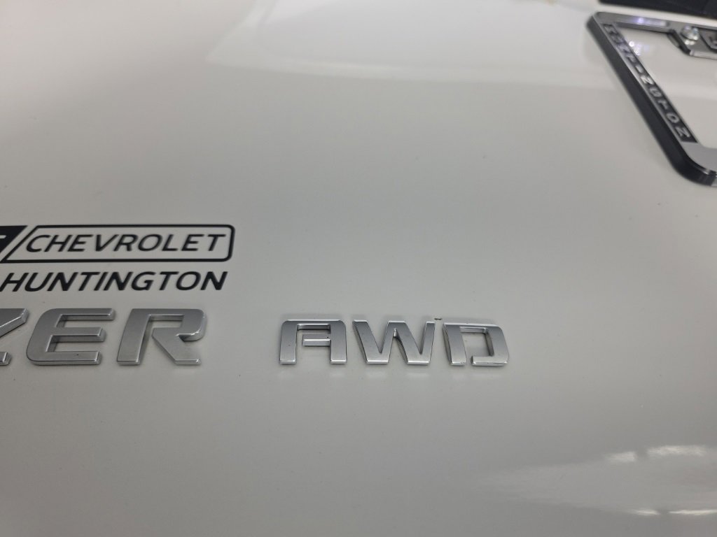 Used 2023 Chevrolet Blazer Premier image 34