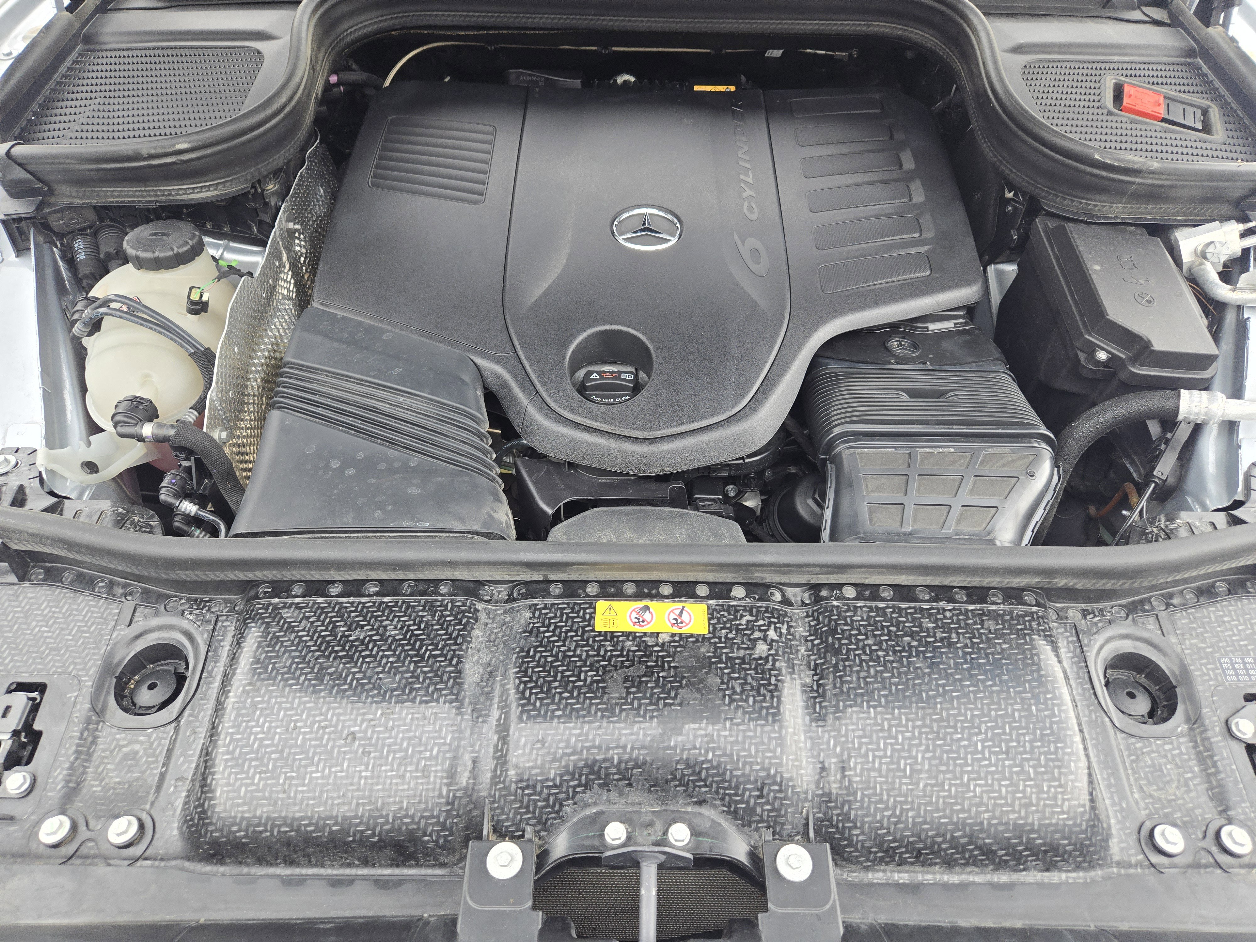 Used 2025 Mercedes-Benz GLS 450 4MATIC image 35