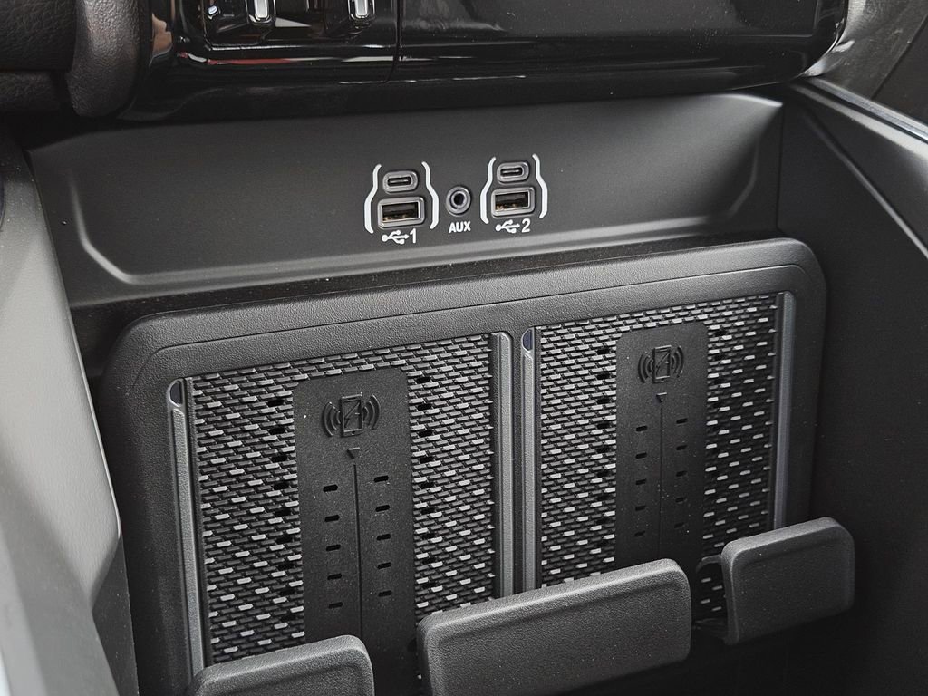 New 2025 RAM 3500 Laramie image 14