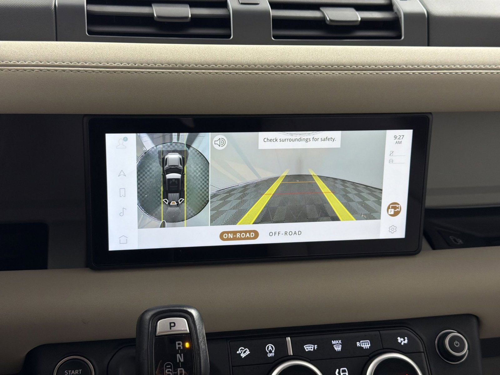 Used 2023 Land Rover Defender 110 S image 19