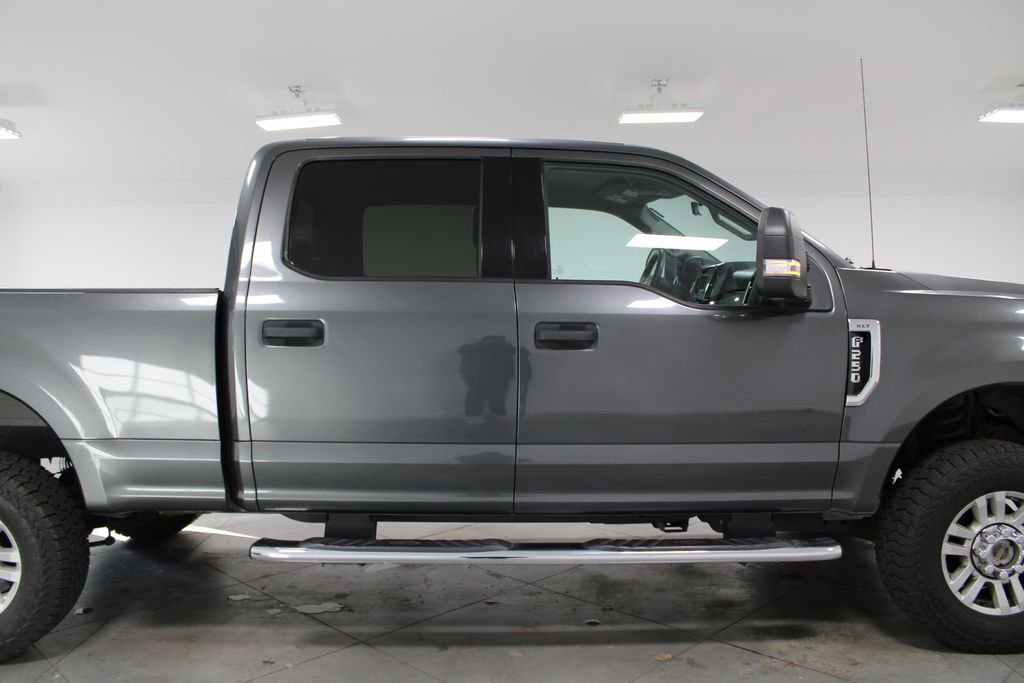 Used 2017 Ford F250 XLT w/ XLT Value Package image 11