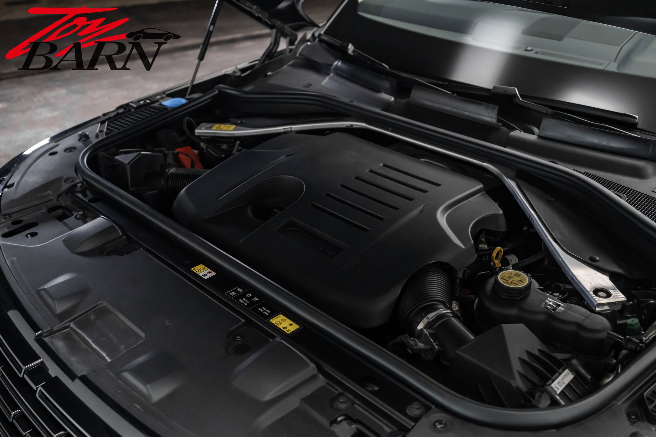 Used 2024 Land Rover Range Rover SE image 44