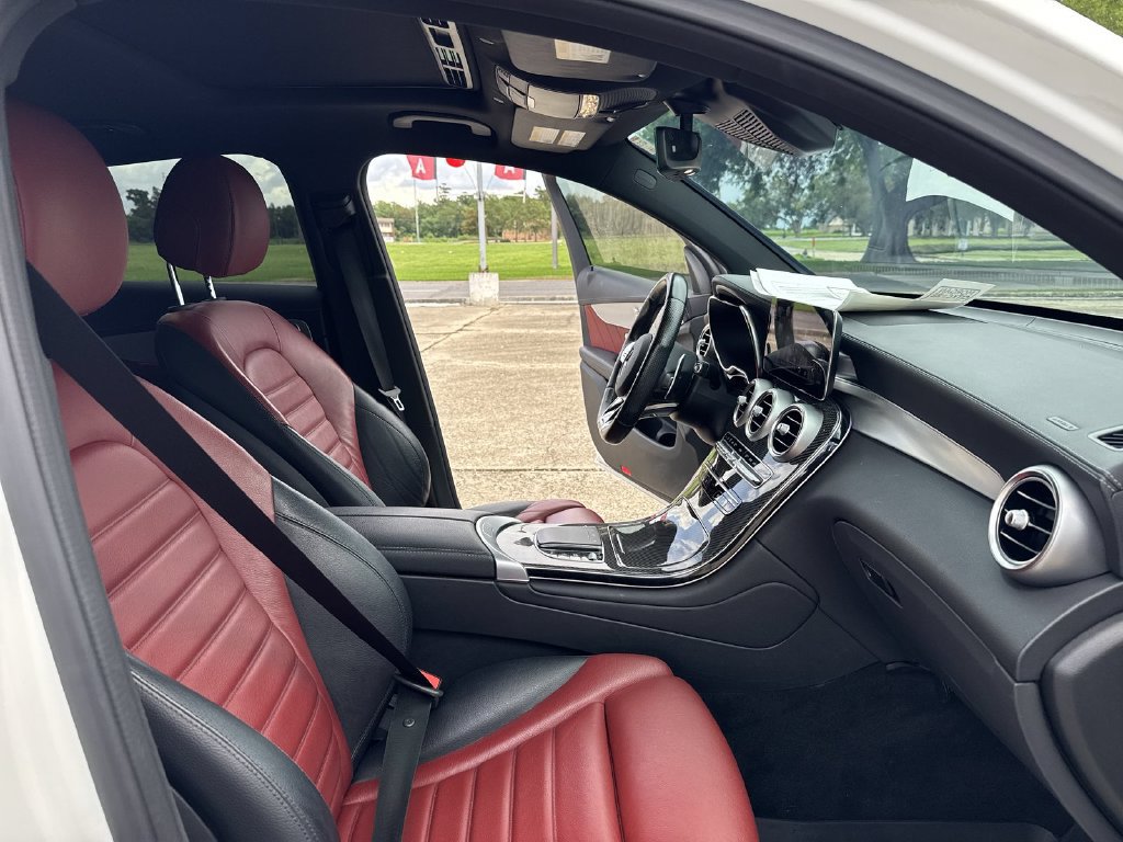 Used 2023 Mercedes-Benz GLC 43 AMG 4MATIC Coupe image 31