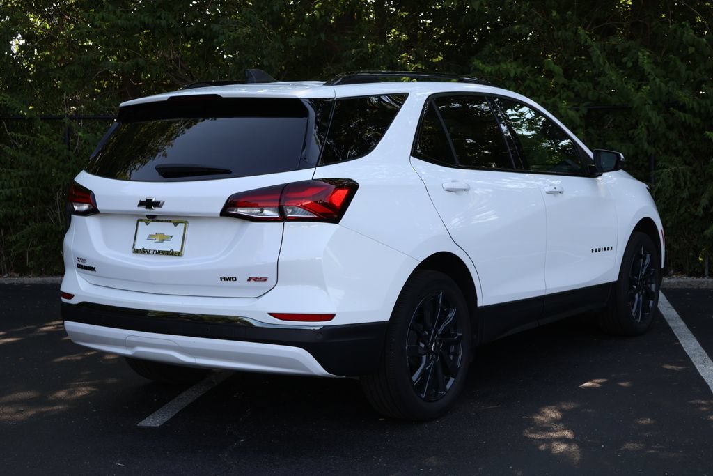 Used 2023 Chevrolet Equinox RS w/ RS Leather Package AWD/4WD image 11