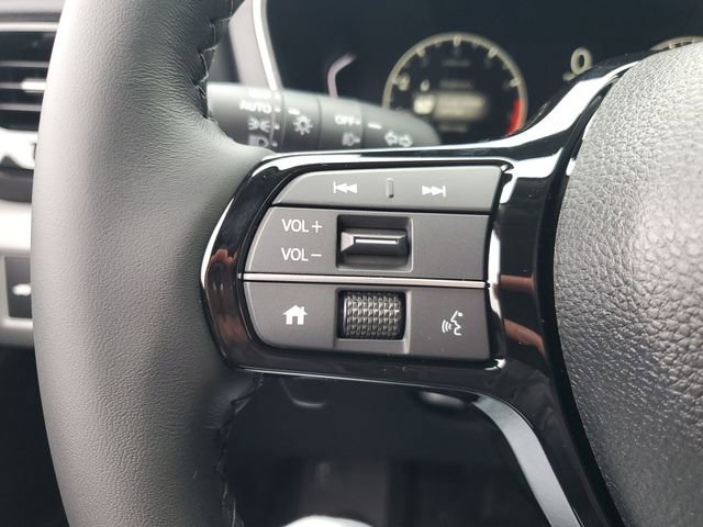 New 2025 Honda Pilot Touring image 32