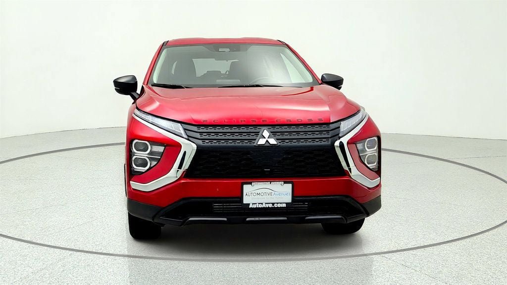 Used 2026 Mitsubishi Eclipse Cross LE AWD/4WD image 2