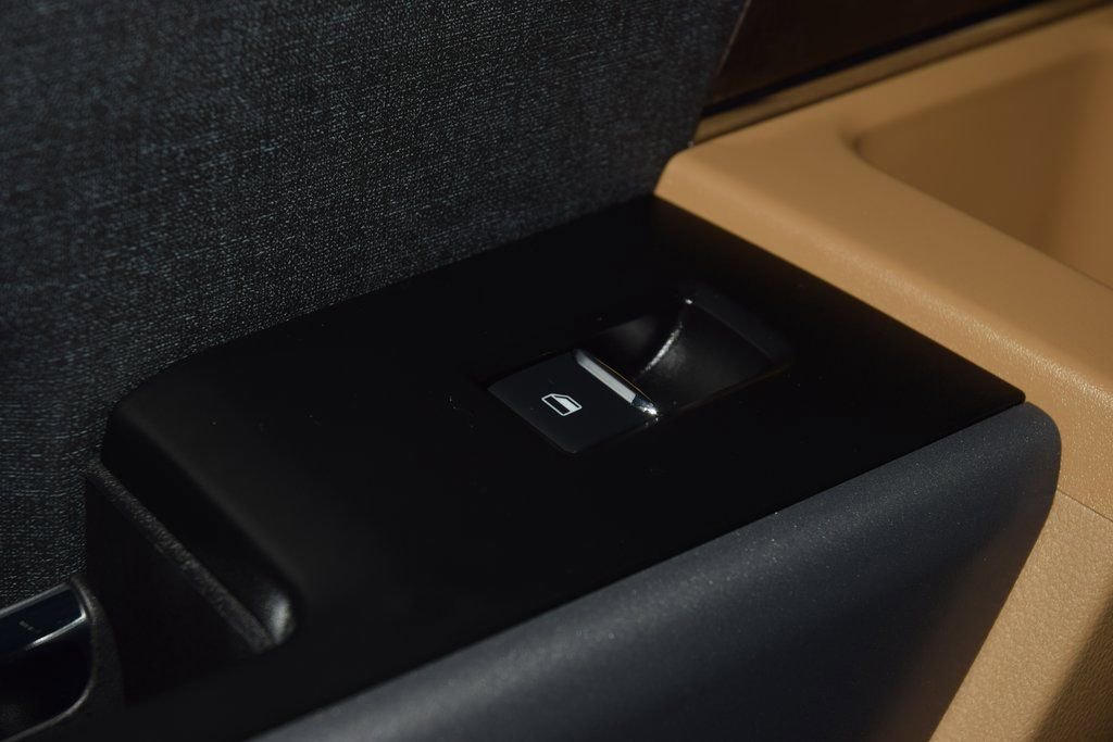 Used 2023 Ford F250 Lariat w/ Lariat Ultimate Package image 43