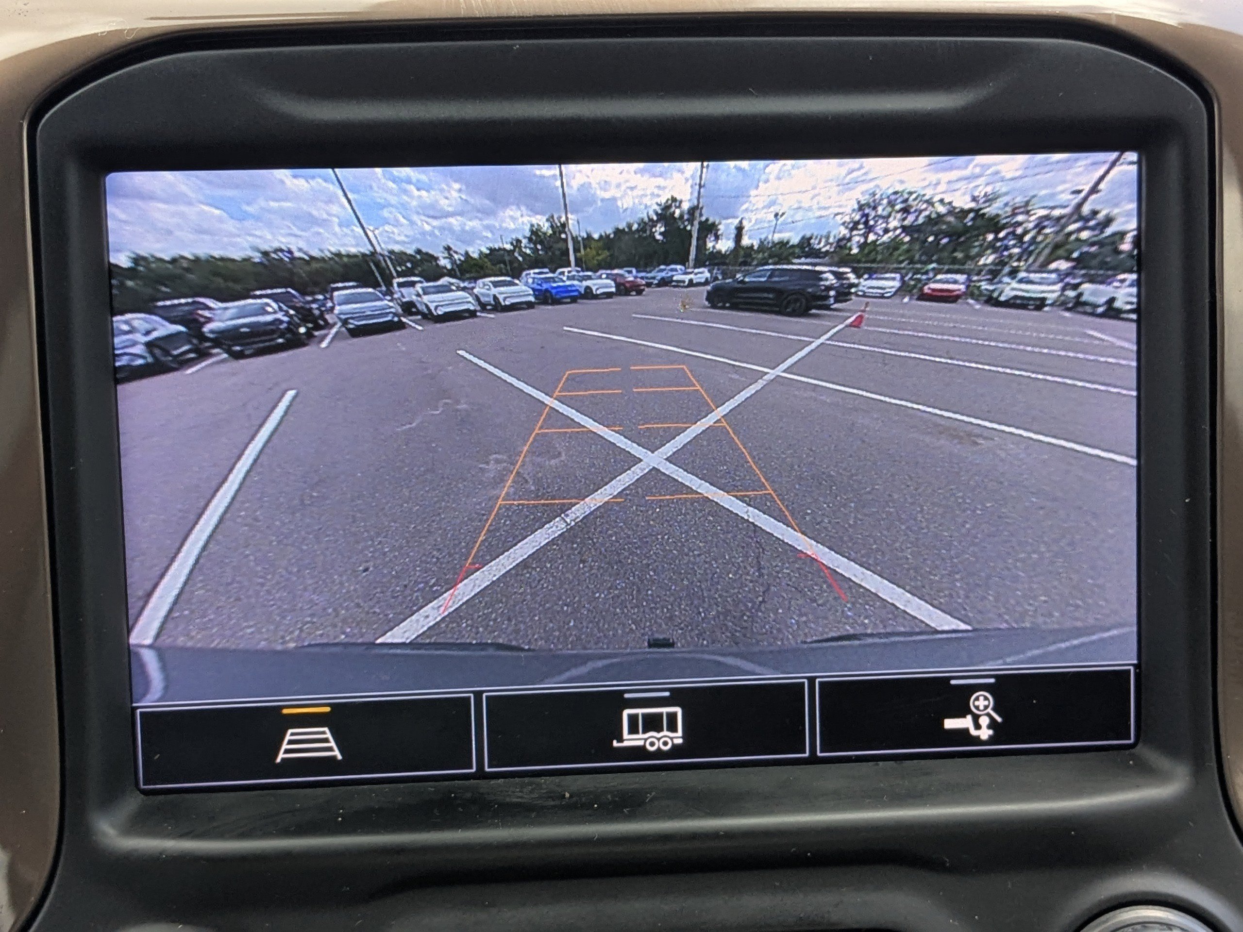 Used 2021 Chevrolet Silverado 1500 High Country image 22