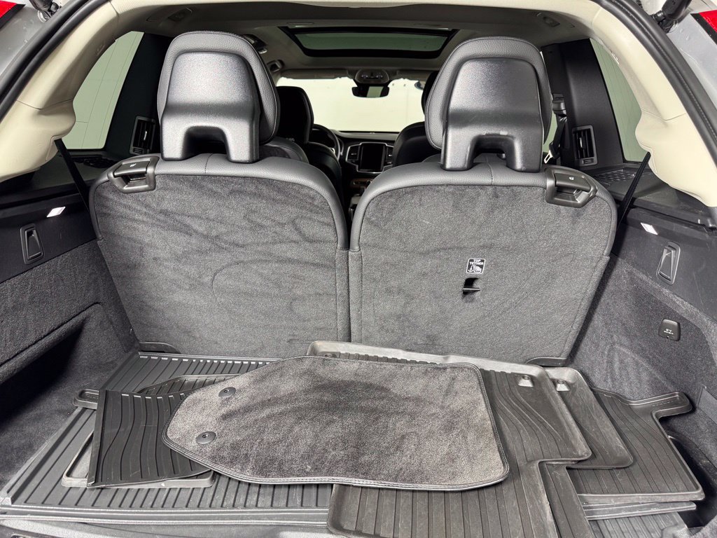 Certified 2024 Volvo XC90 B6 Plus w/ Protection Package AWD/4WD image 10