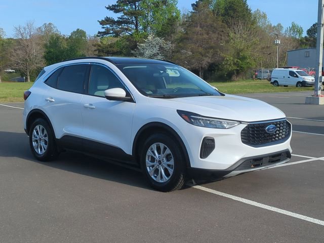 Used 2024 Ford Escape Active w/ Tech Pack #2 FWD image 15