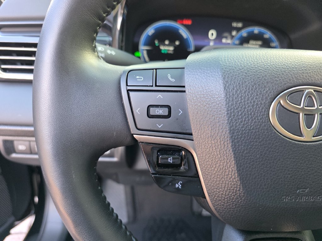 Certified 2025 Toyota Camry XSE w/ Premium Plus Package FWD image 29
