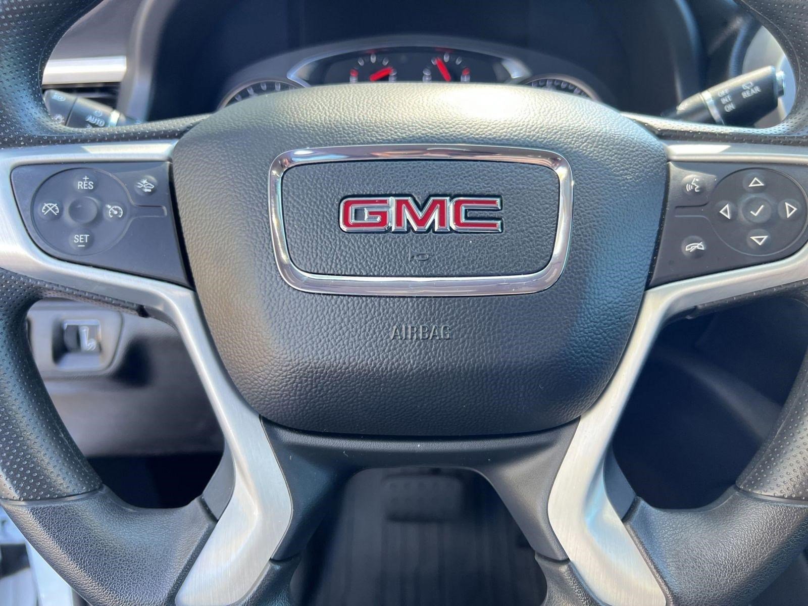 Certified 2023 GMC Acadia SLE w/ Driver Convenience Package image 18